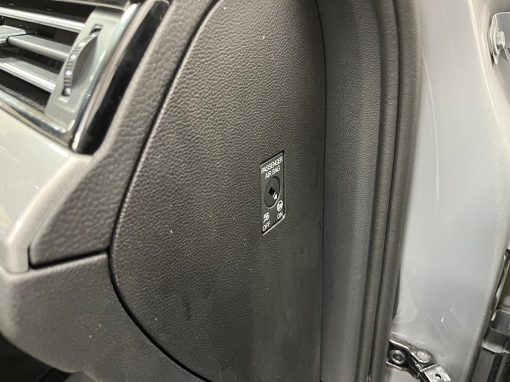 Volkswagen Passat 2023 - miniatyr 16