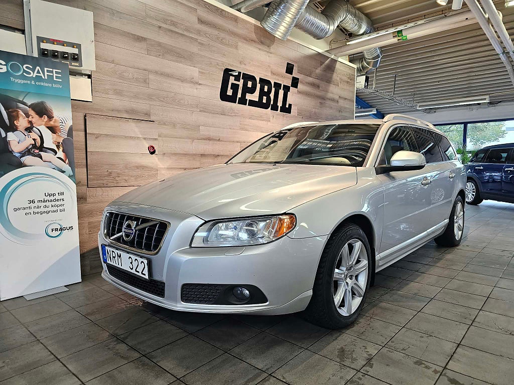 Volvo V70 D3 Geartronic Summum 163hk | P-värmare | Navi | Drag 