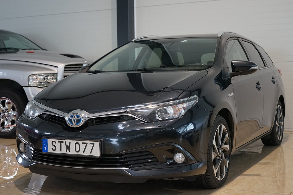 Toyota Auris Touring Sports Hybrid Active Plus, Comfort Drag 1 Ägare