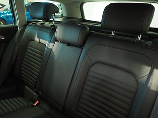 Kombi Volkswagen Passat 13 av 22