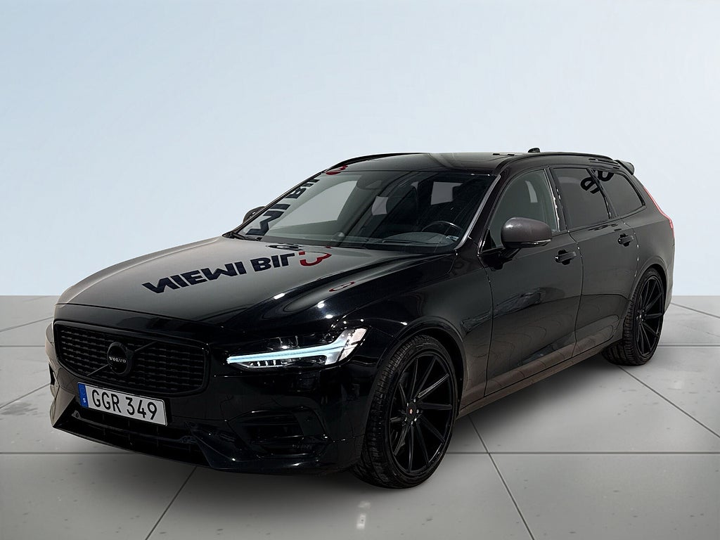 Volvo V90 D5 AWD Geartronic R-Design Drag Pano B&W Kamera SoV