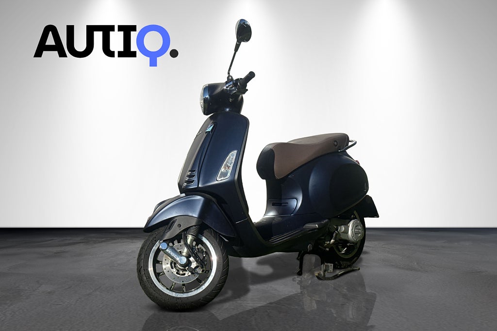 Piaggio Primavera 50 | Vespa | 1 ägare | Lågmilad
