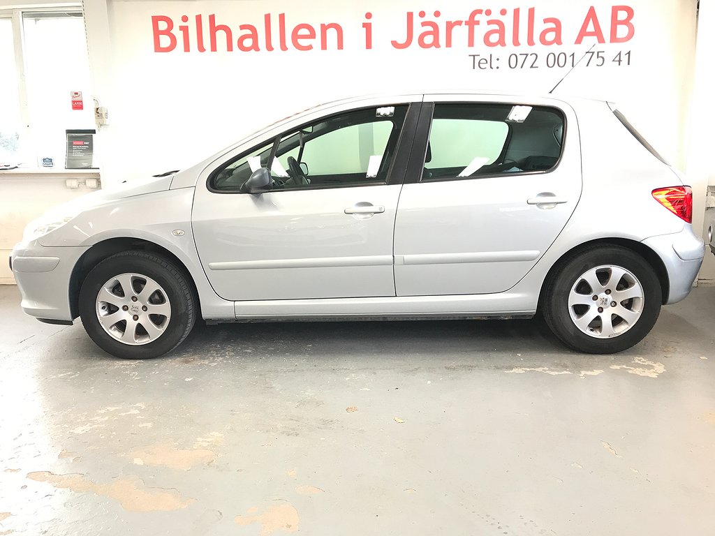 Peugeot 307 Lågmil bes servad 4 ägare  1.6 Euro 4  109HK