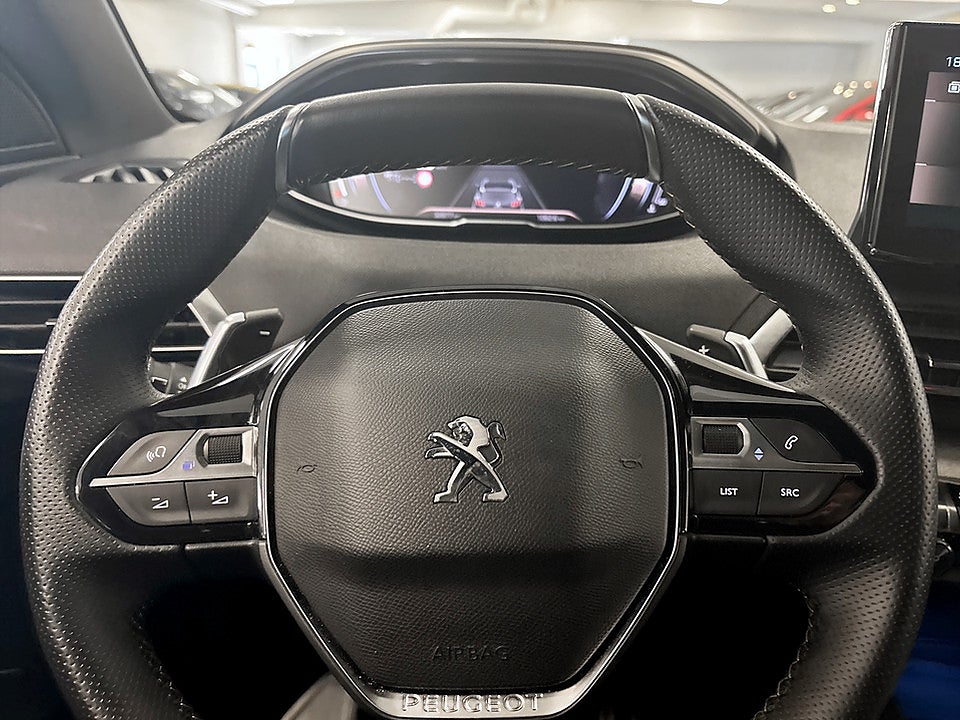 Bild på Peugeot 5008 GT 1.2 PT 130hk Aut 7-SITS B-KAMERA