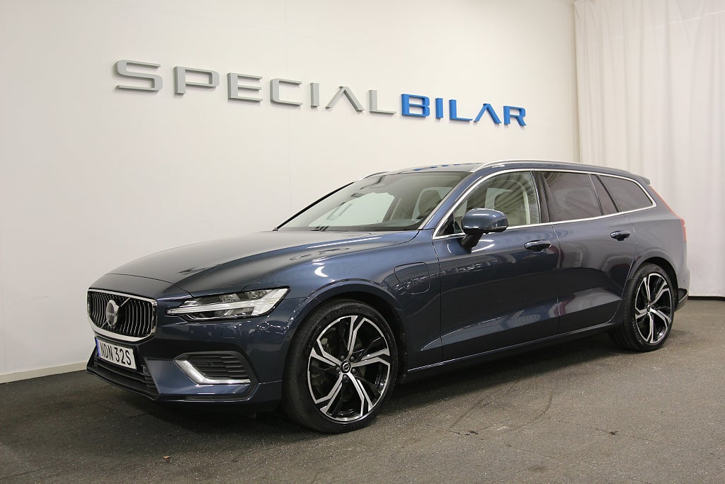 Volvo V60 Recharge T6 AWD Ultimate Bright Pano H&K
