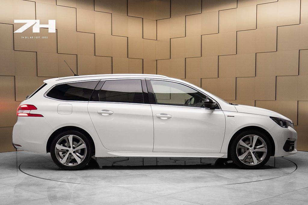 Peugeot 308 sw 1.2 PureTech 130 EAT GT-Line / Pano / Massage / Kamera