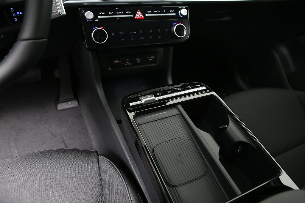 Hyundai Tucson Fullhybrid 4WD Essential Kamera Navi  *Superkampanj