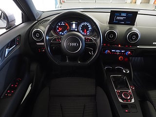 Halvkombi Audi A3 15 av 22