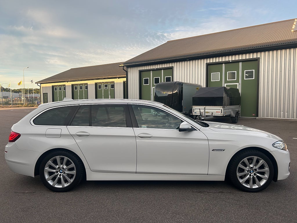 BMW 520d xDrive Touring Steptronic Euro 6- Elkrok