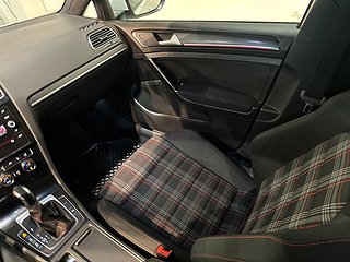 Volkswagen Golf 5-dörrars GTI Performance Cockpit Kamera SoV