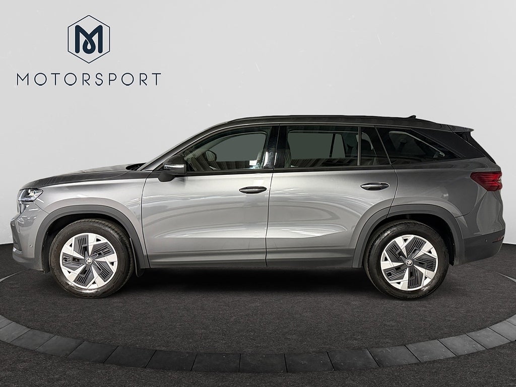 Skoda Kodiaq 150hk e-TEC Selection 7-sits Drag Carplay Värmare 360° bild 2