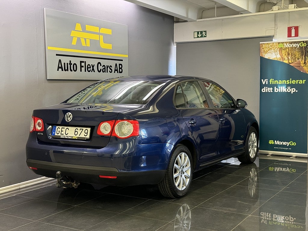 Volkswagen Jetta 1.6 Multifuel Trendline | DRAG | P-SENSOR | S+V | NYBES