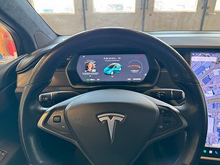 SUV Tesla Model X 14 av 25