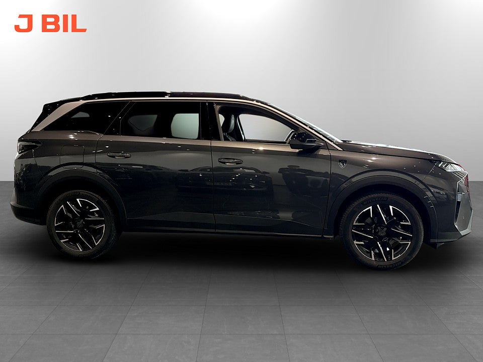 Bild på Peugeot 5008 GT Hybrid 145hk Aut 7-SITS B-KAMERA CARPLAY