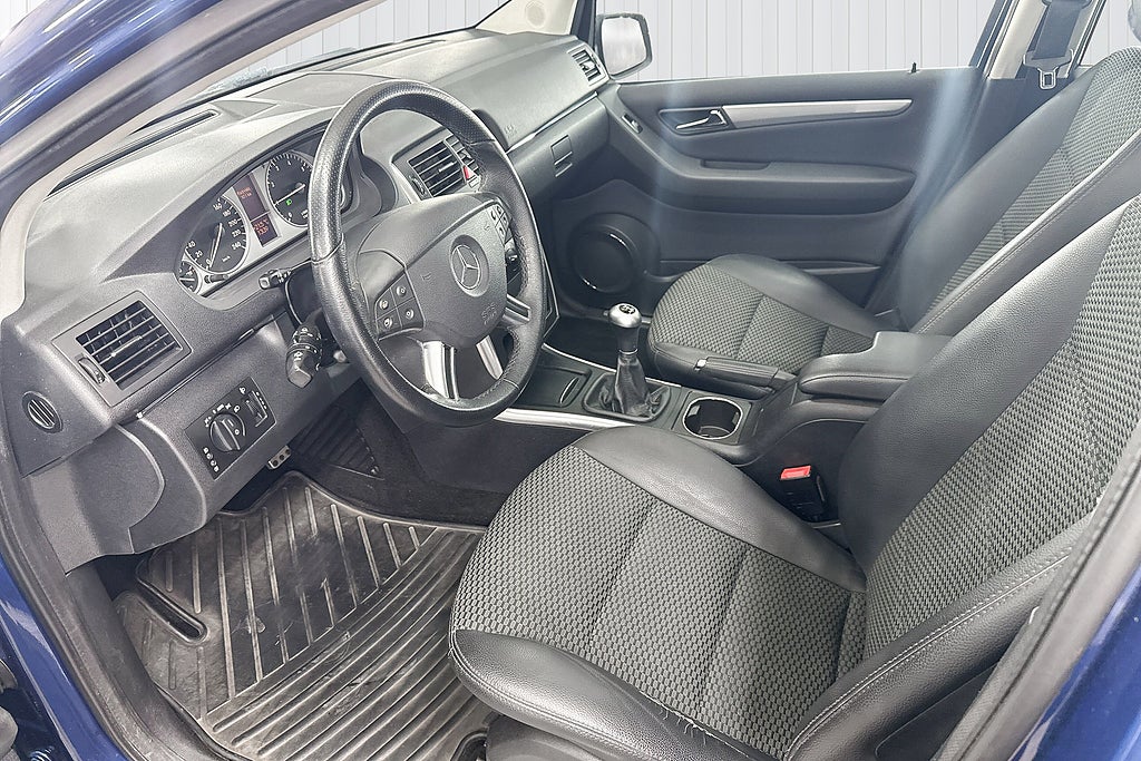 Mercedes-Benz B 2010
