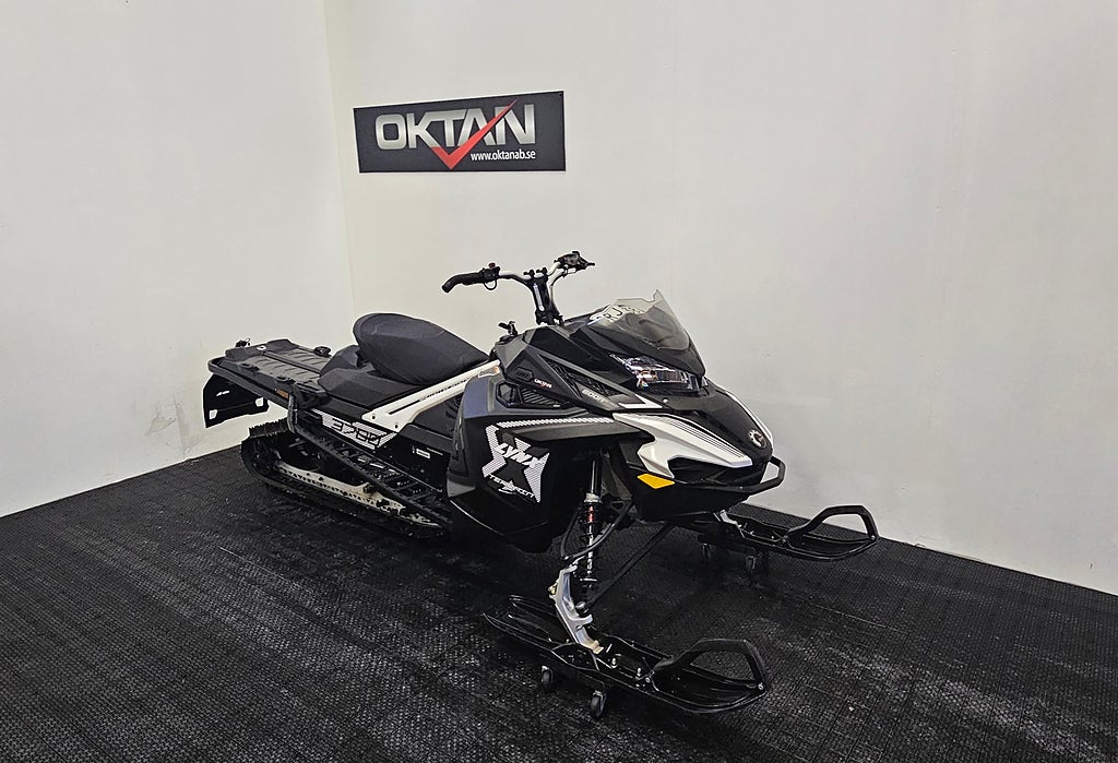 Lynx XTERRAIN 3700 600R
