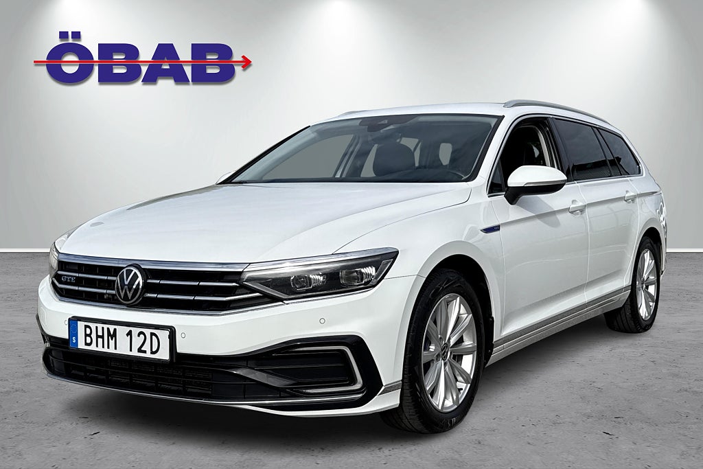 Volkswagen Passat Sportscombi GTE 1.4 TSI Drag Värmare Nav