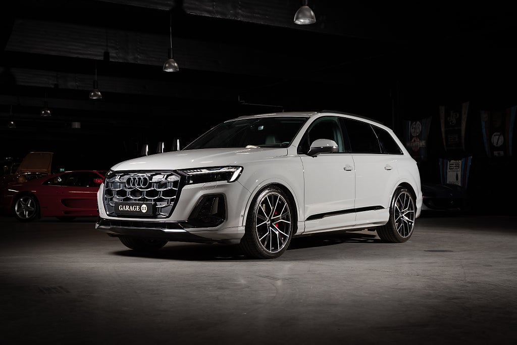 Audi Q7 50 TDI quattro / S-Line / 7-sits / B&O / MOMS