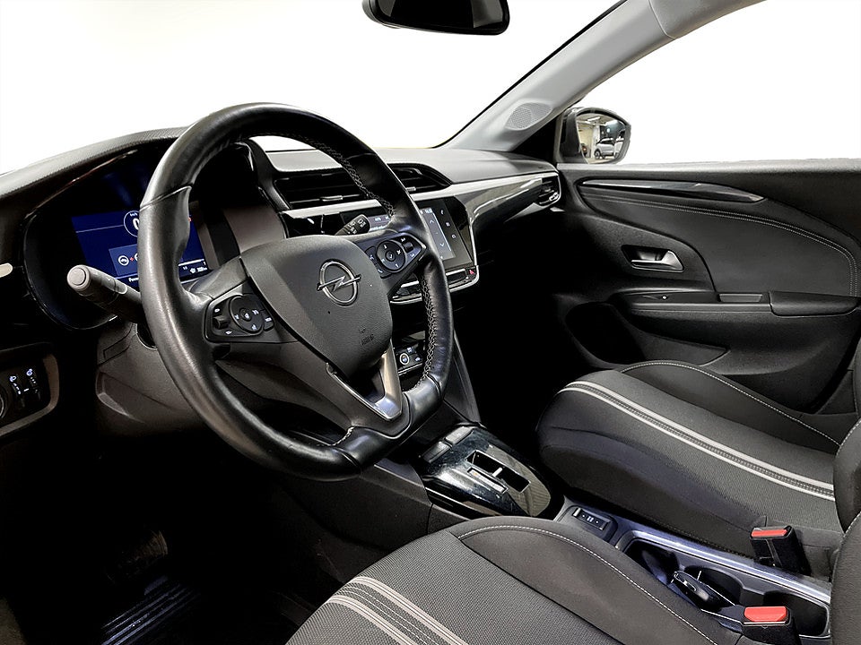 Bild på Opel Corsa-e 50 kWh 136hk Aut Design & Tech B-Kamera Carplay