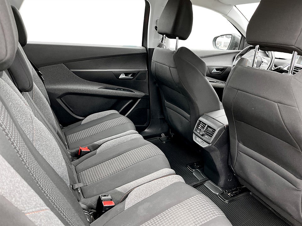 Bild på Peugeot 5008 Active 1.2 PT 130hk Aut VÄRMARE DRAG