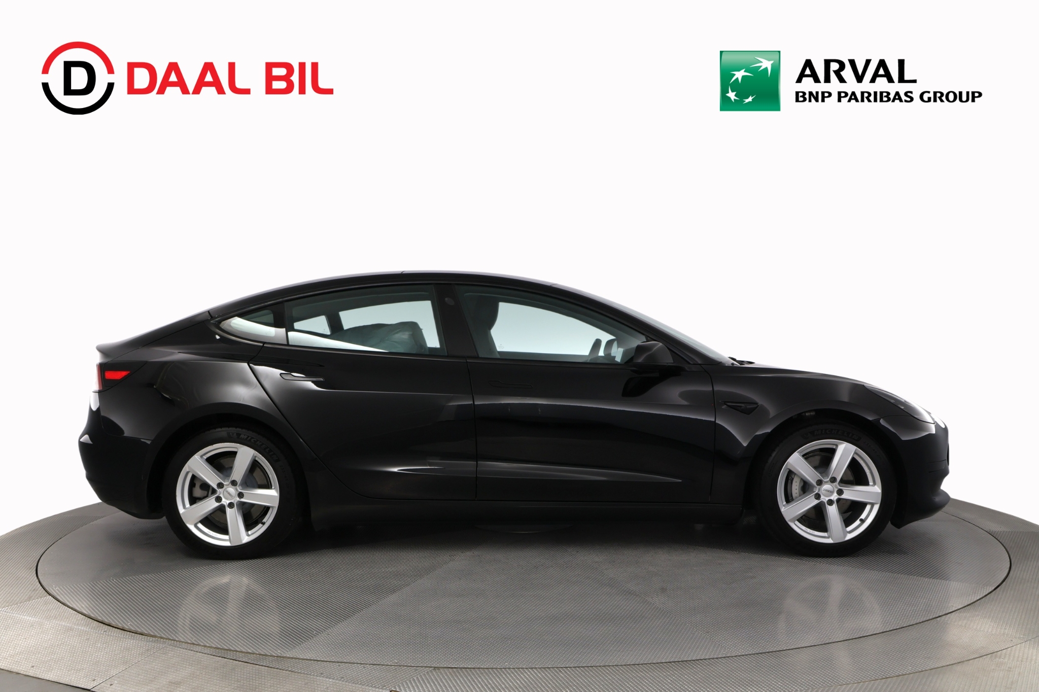 Tesla Model 3 2023, photo 5/10