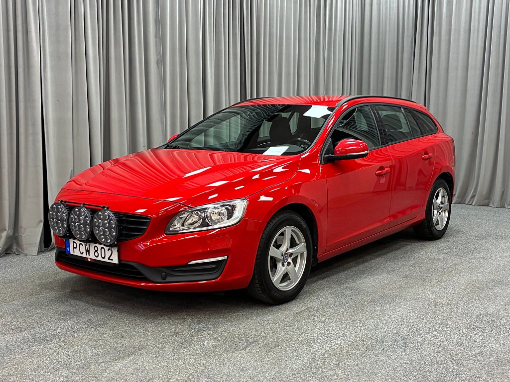 Volvo V60 T3 152HK Bussiness Aut Bränslev/Drag/LED Extraljus