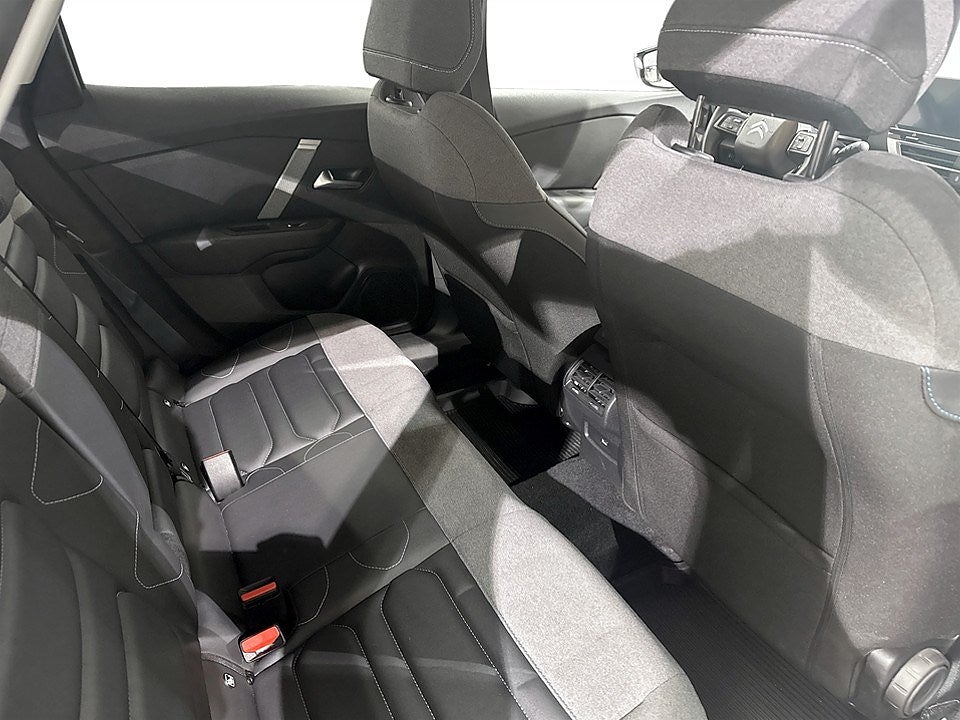 Bild på Citroën C4 Shine 1.2 PT 130hk Aut - B-KAMERA, RATTVÄRME