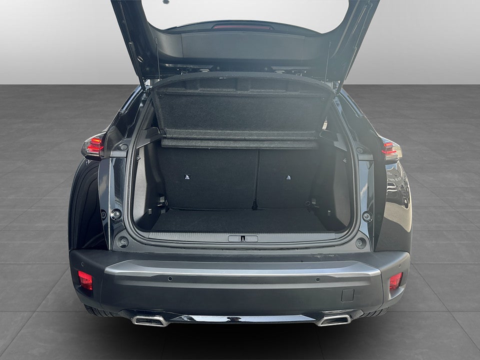 Bild på Peugeot 2008 Allure 1.2 PT 130hk B-KAMERA CARPLAY