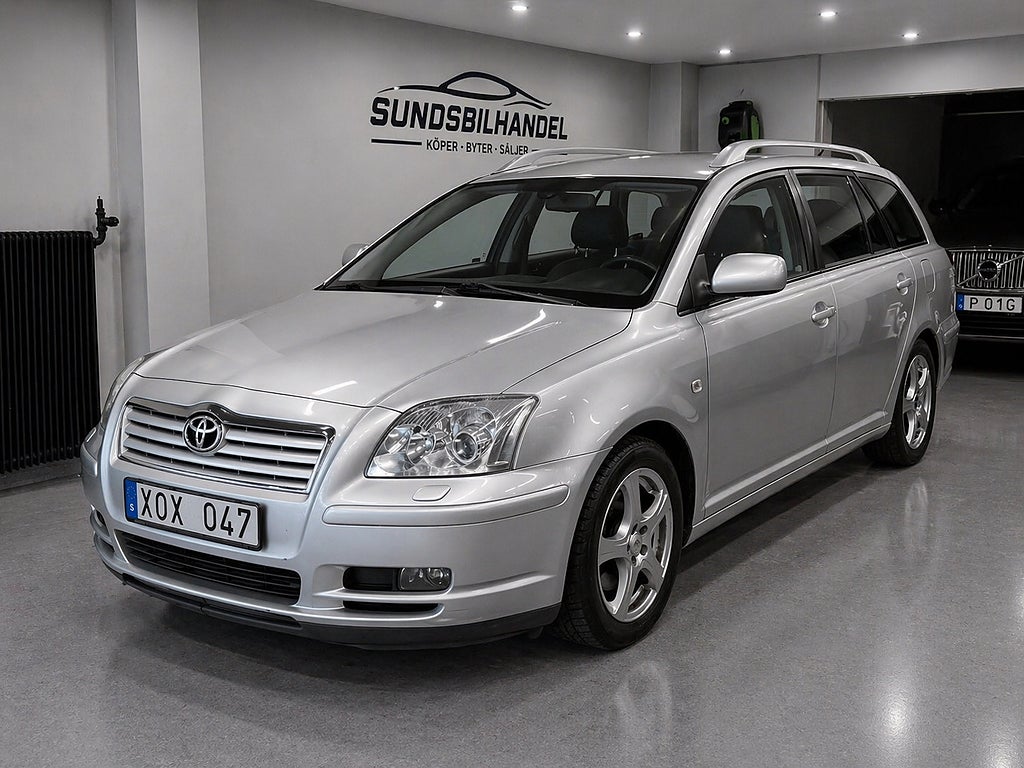 Toyota Avensis Kombi 2.0 D-4 VVT Nybesiktad Dragkrok 1,95%KampanjRänta