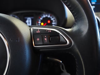 Halvkombi Audi A1 18 av 21