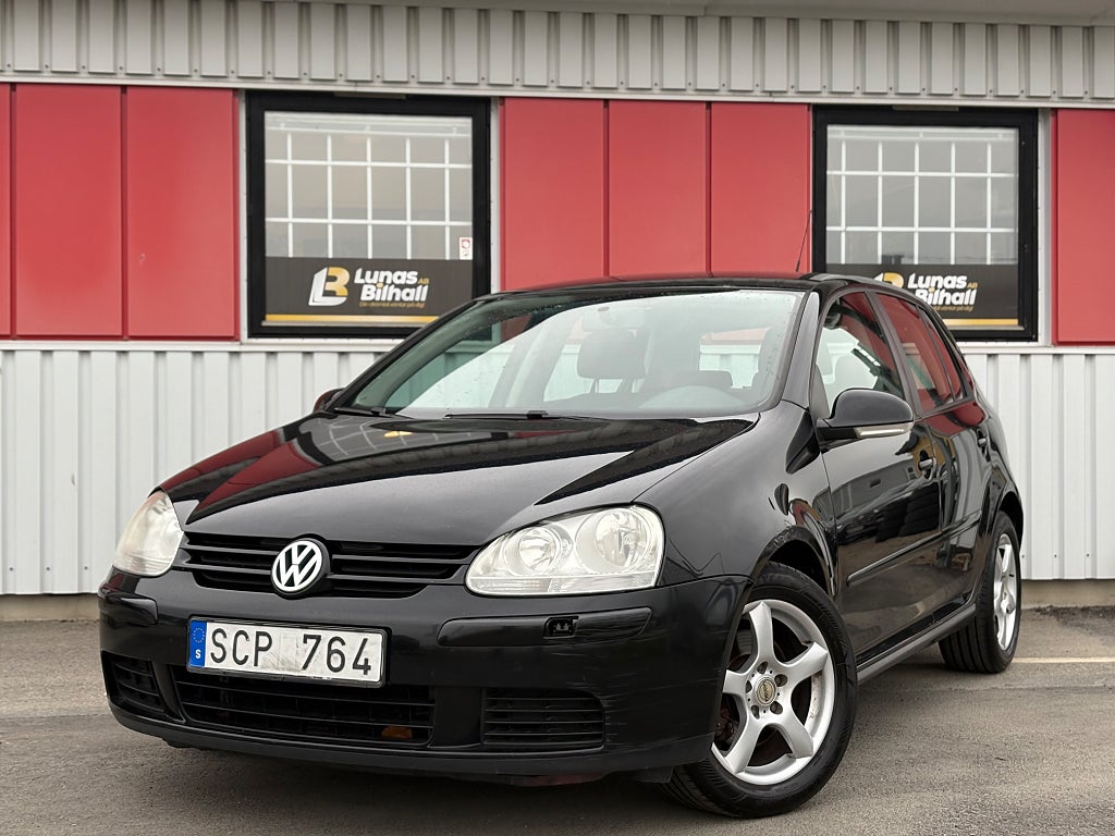 Volkswagen Golf 5-dörrar SÅLD/SÅLD