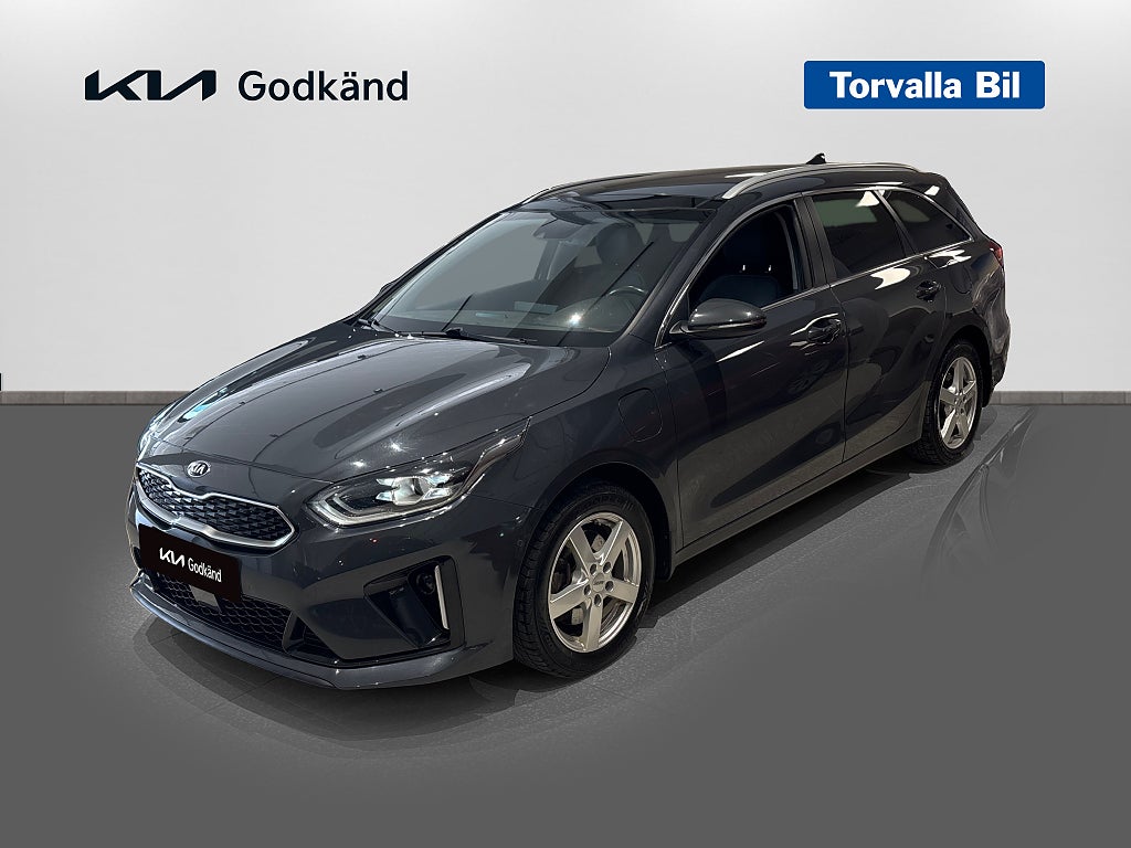 Kia Ceed SW PHEV DCT Advance Plus Panorama V-hjul *KIA GODKÄND*