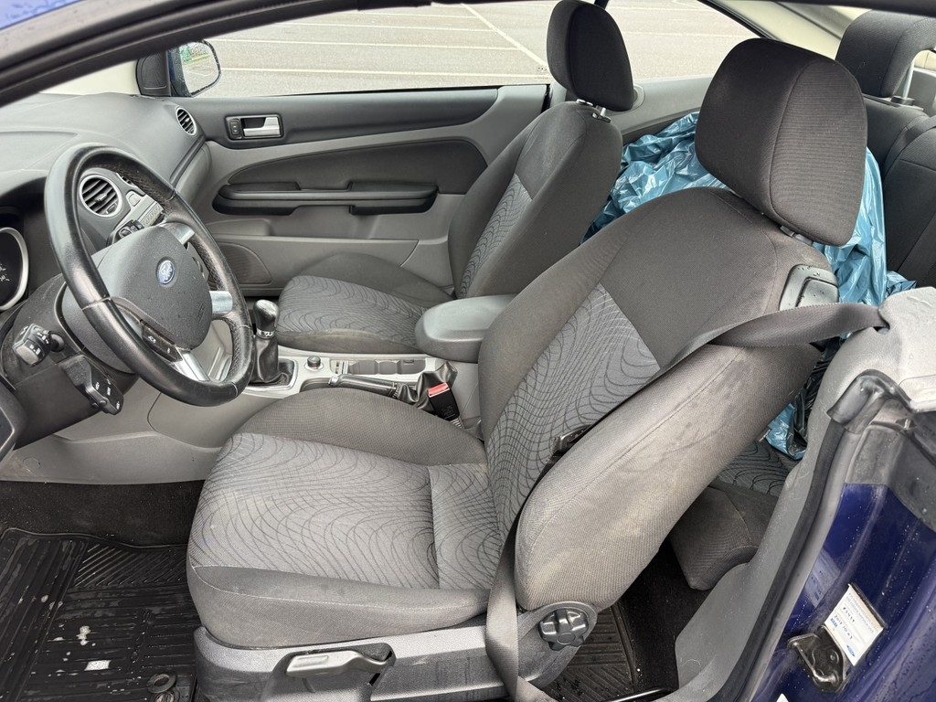 Ford Focus CC 1.6 Trend Euro 5 Cabbe 2010, bild 6/10