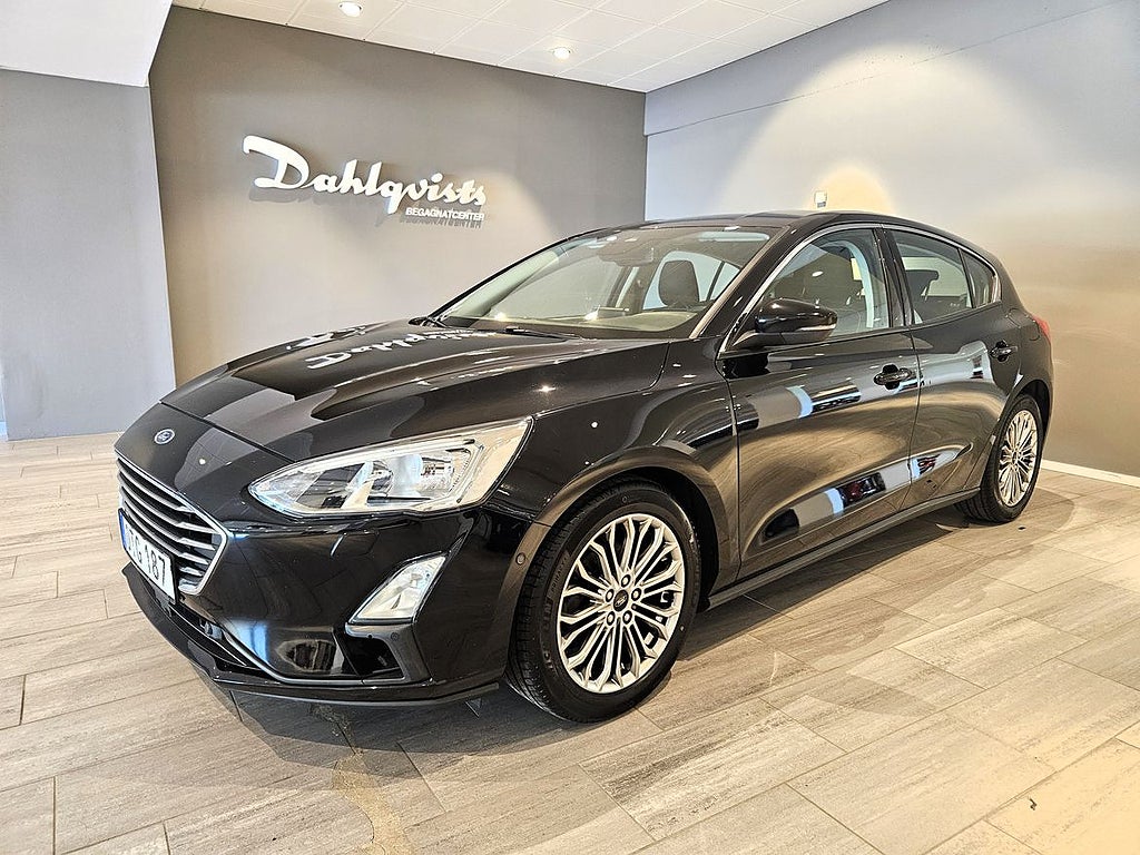 Ford Focus 1.0T 125hk Titanium Launch Edition | V-hjul