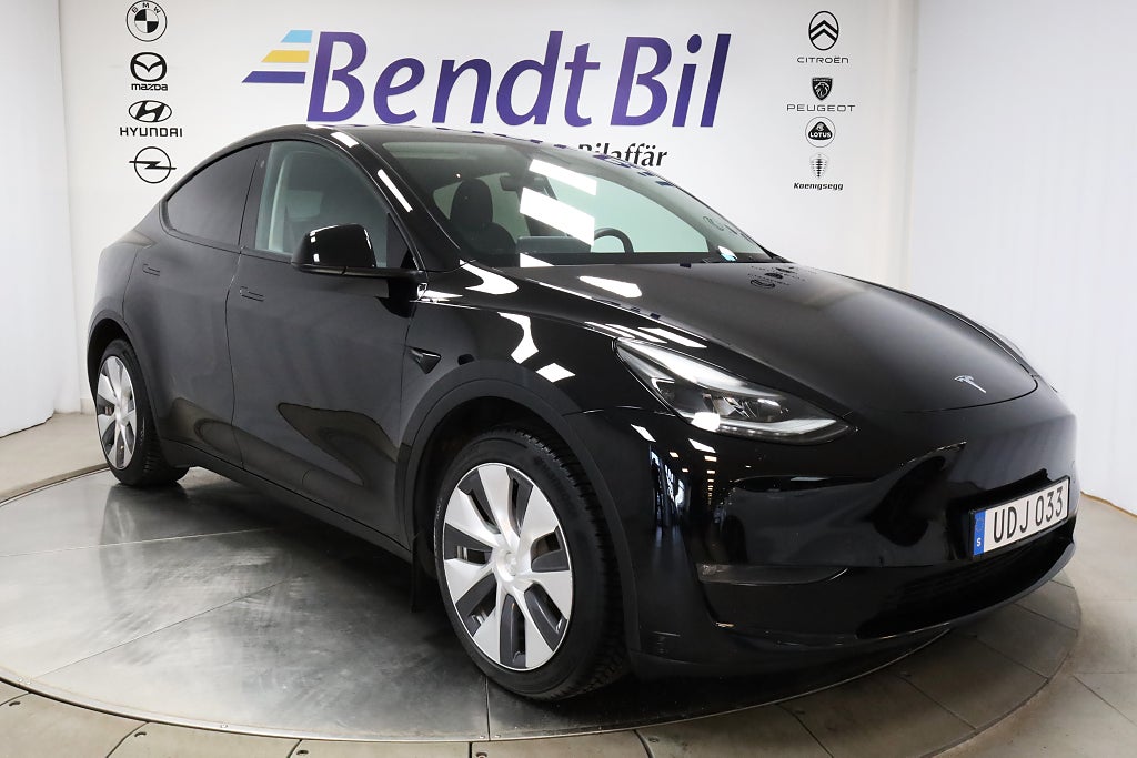 Tesla Model Y Long Range AWD / 1 ägare / Leasebar / 2,99% Ränta