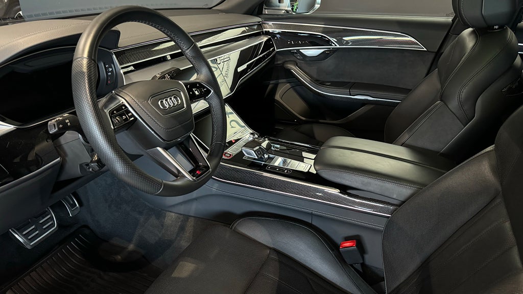 Audi S8 TFSI quattro TipTronic Bang Olufsen Värmare Pano - bild 9