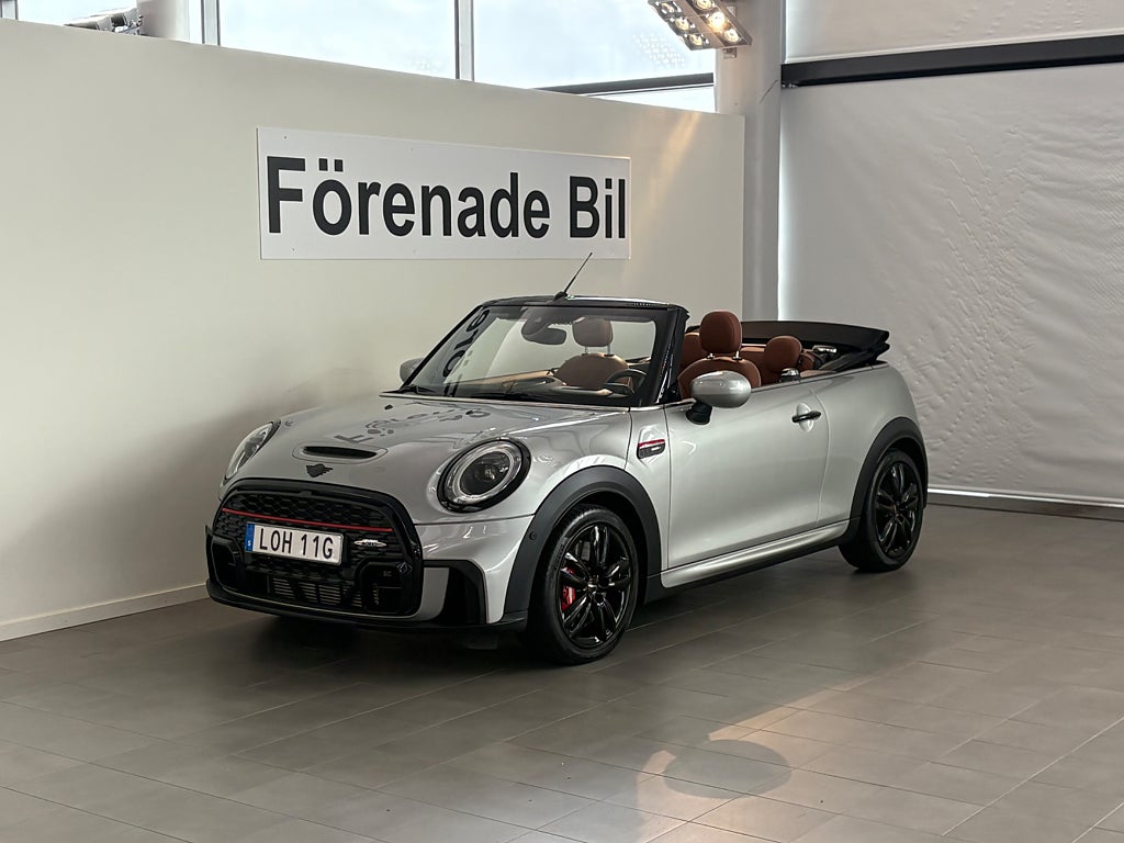 MINI Cooper JCW H/K HUD Komfortöppning Backkamera Carplay Nav