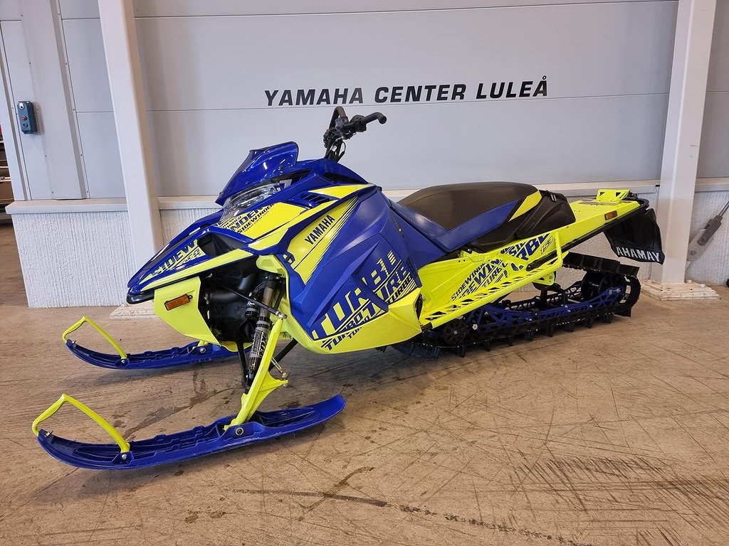 Yamaha Sidewinder MTX 153"