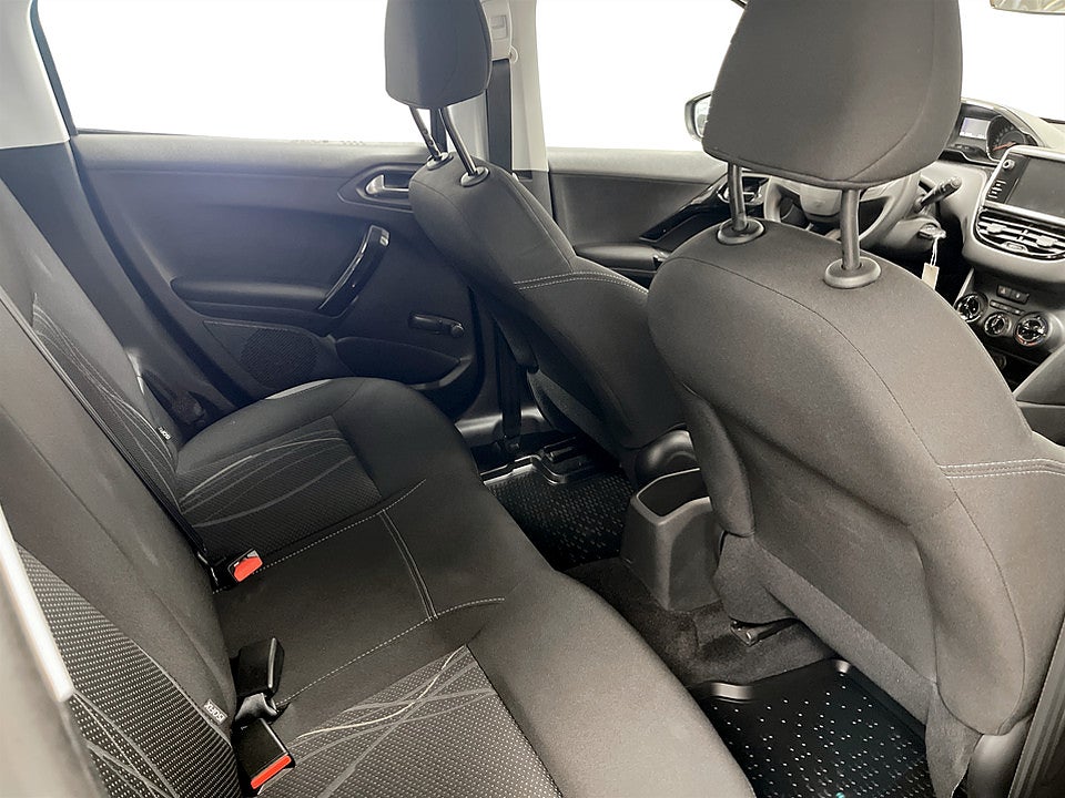 Bild på Peugeot 208 5D Active 1.2 VTi 82hk FARTHÅLLARE