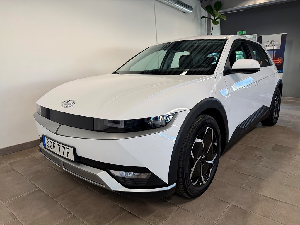 Hyundai IONIQ 5 77.4 kWh Essential Kamera Keyless 0:- Kontant