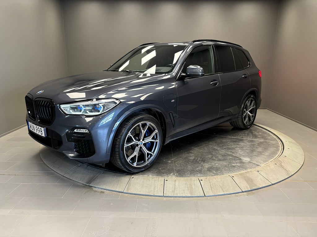 BMW X5 xDrive45e M Sport B&W Ljud LaserLight  BiliaDays26