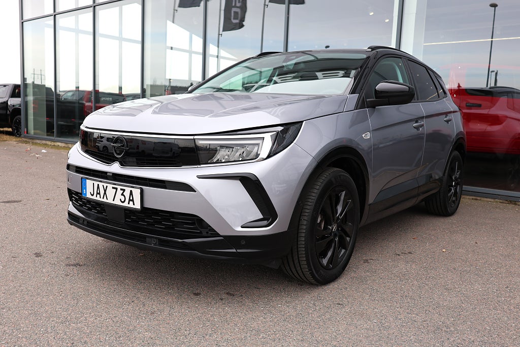 Opel Grandland Turbo 130hk Bensin Automat GS Line Kamera GPS