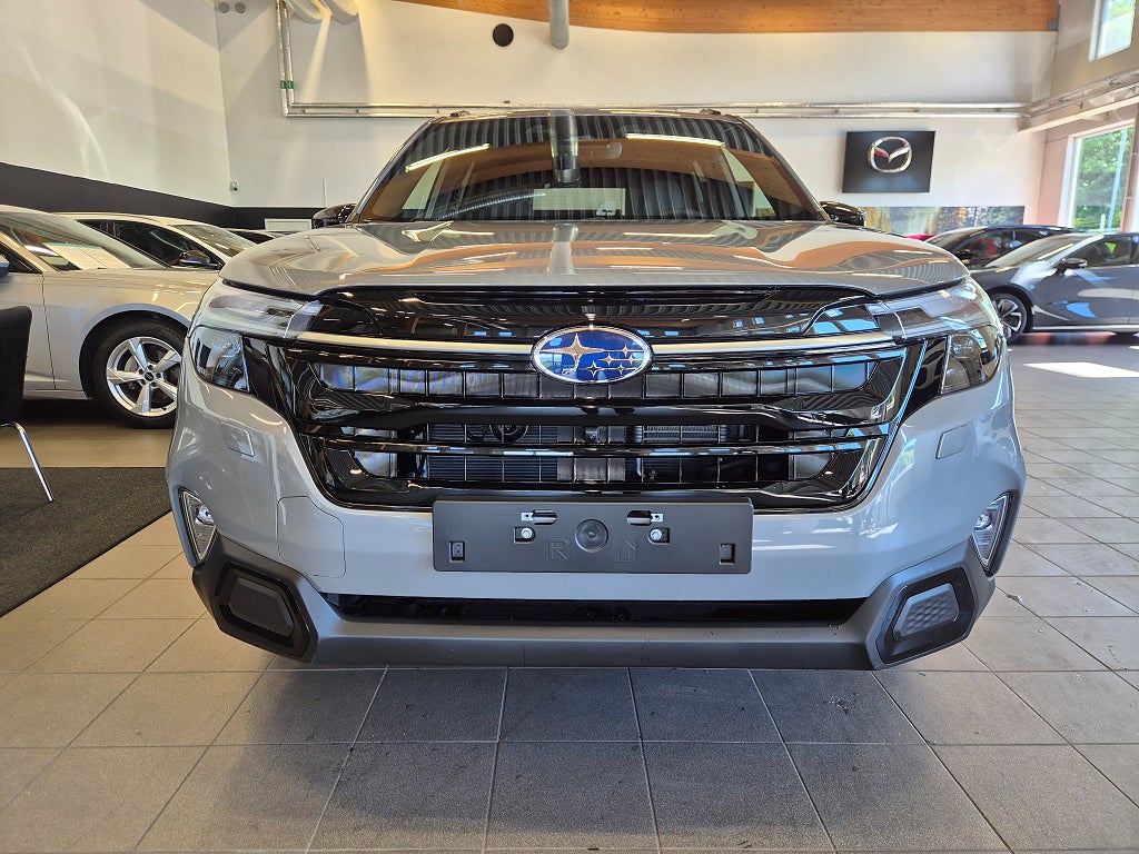 Subaru Forester 2,0 150hk e-Boxer Limited / Skinn / Rattvärme / 360-kam