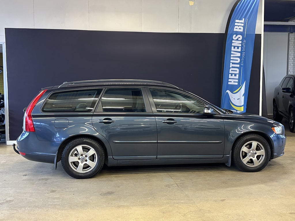 Volvo V50 D2 Momentum /Drag /Xenon /Nyservad
