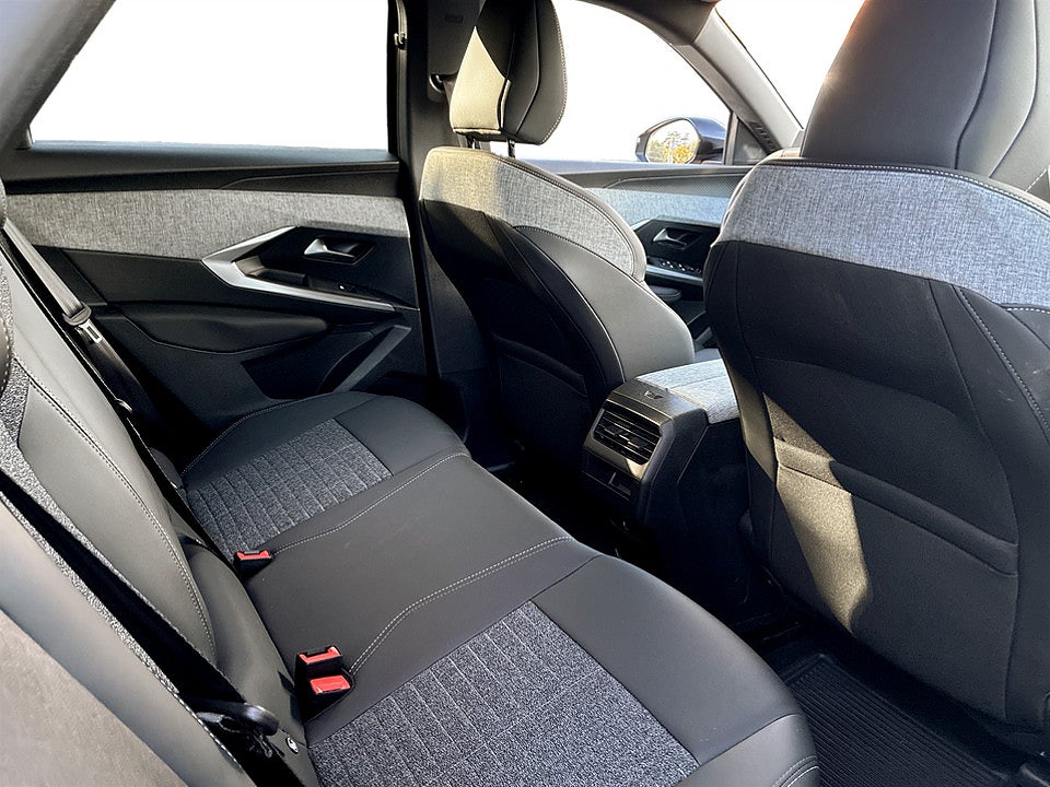 Bild på Peugeot 3008 Allure Hybrid 145hk Aut B-KAMERA CARPLAY