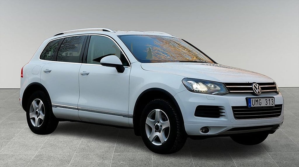 Volkswagen Touareg V6 4-Motion | 870 kr/mån | Drag | Värm...