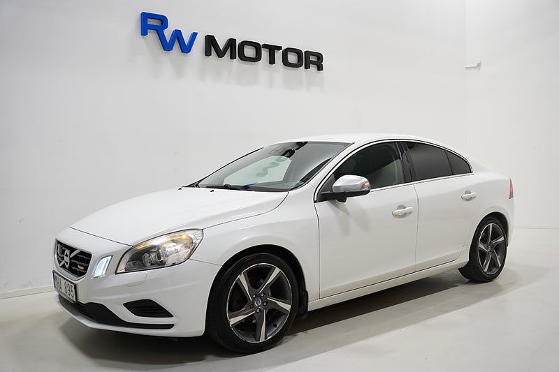 Sedan Volvo S60 1 av 22