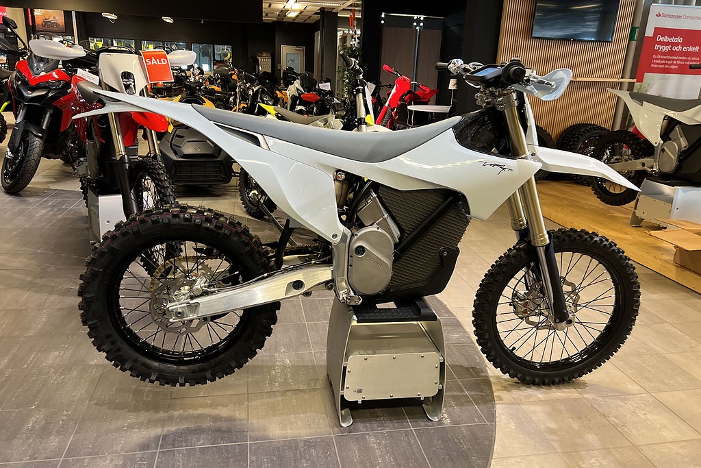 Stark Varg EX Enduro 80hk Medium / Mousse