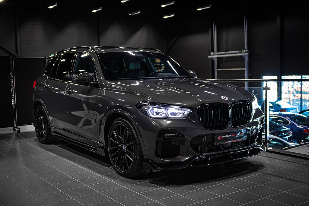 BMW X5 xDrive45e M Sport Innovation 22"|B&W|Massage|Sky|Pano