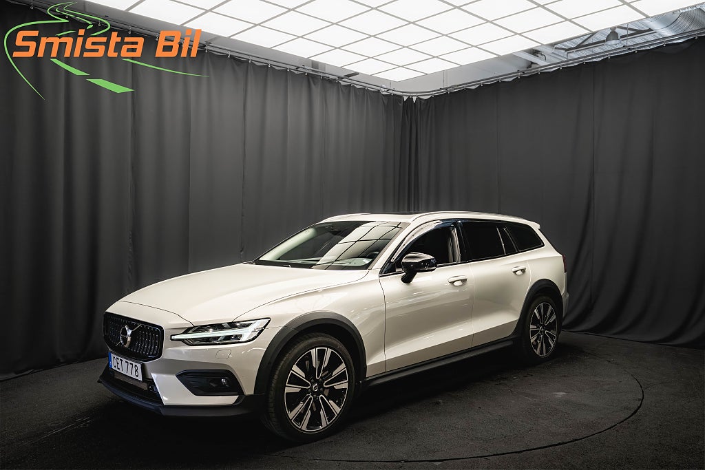 Volvo V60 Cross Country D4 AWD PANO LÄDER DRAG KAMERA HK HUD ELSTOL MINNE 190hk